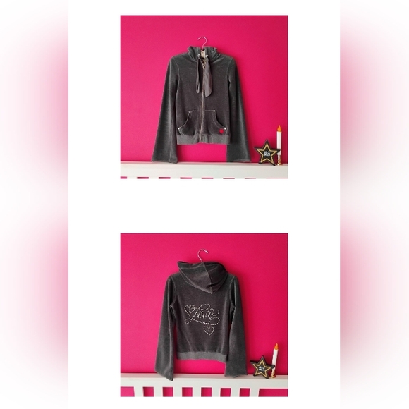 TWISTED HEART Tops - VINTAGE OOAK Dark Gray Velour Hoodie w/Rhinestones & Satin Details Size Small ❤️